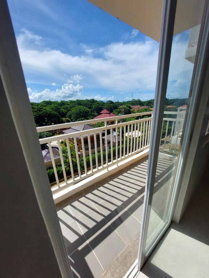 Condo In Camella Manors In Puerto Princesa Exterior foto